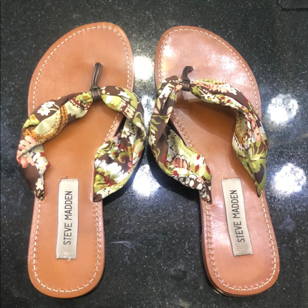 Steve Madden Cute Patterned Sandals